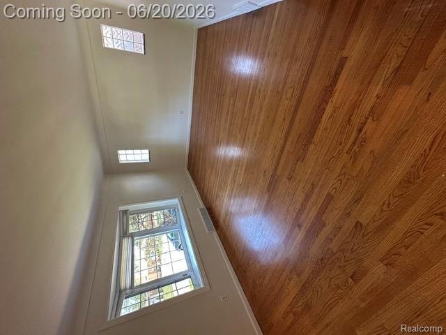 17416 Veronica Avenue, Eastpointe, MI 48021 — Photo 9