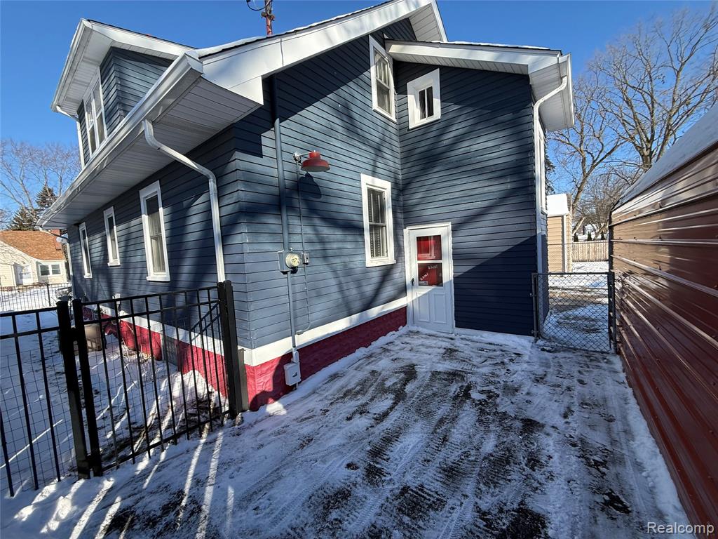 416 Burroughs Avenue, Flint, MI 48507 — Photo 23