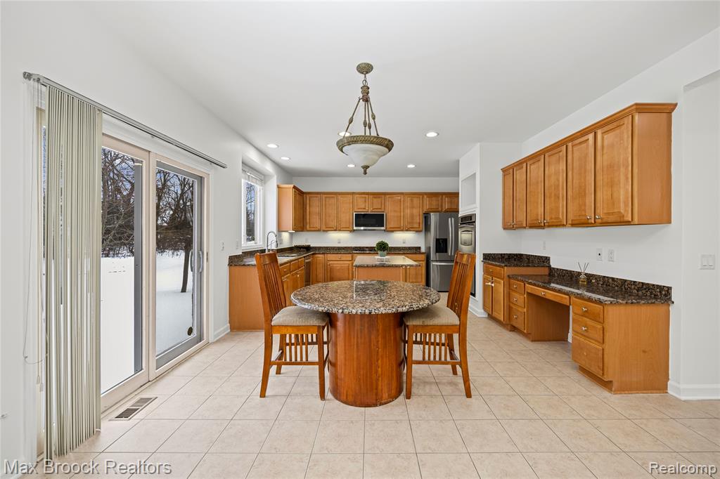6901 Reed Court, West Bloomfield, MI — Photo 15