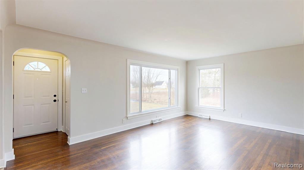 4469 W Coldwater Road, Flint, MI 48504 — Photo 27