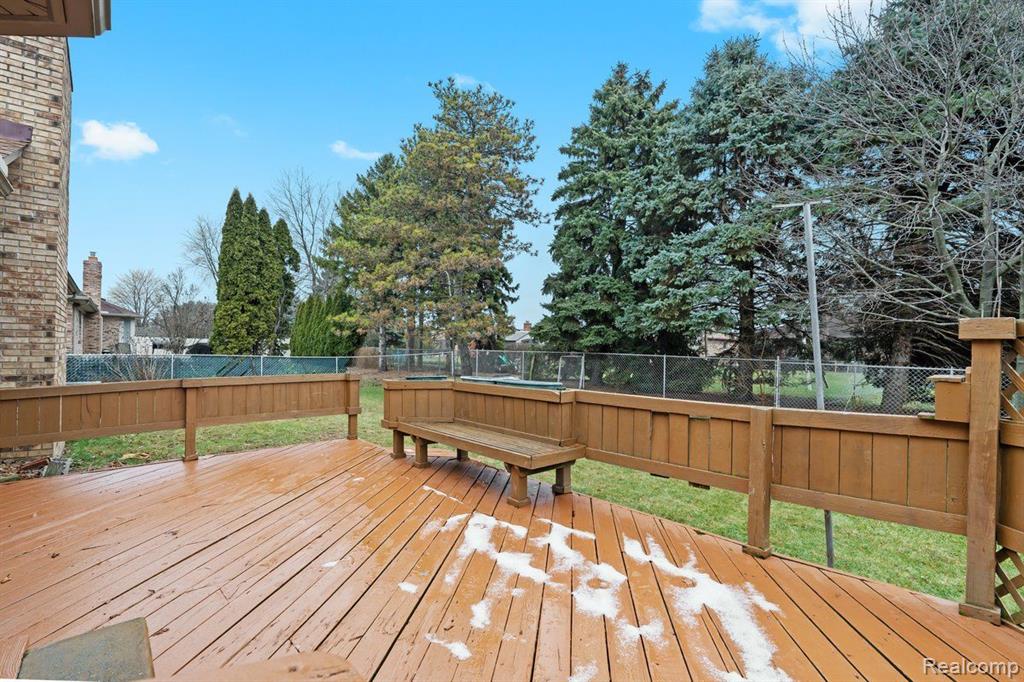 46690 BARBARA Drive, Macomb, MI 48044 — Photo 8