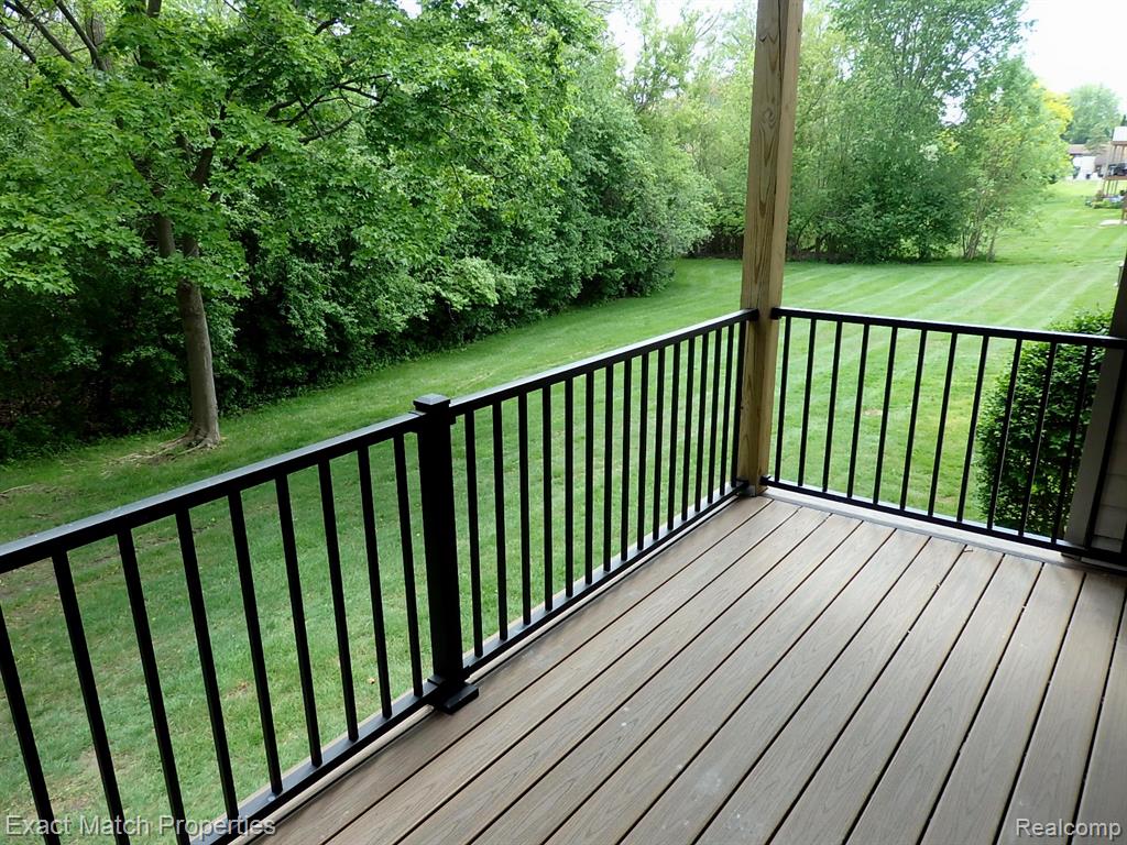 4411 Laurel Club Circle, West Bloomfield, MI 48323 — Photo 5
