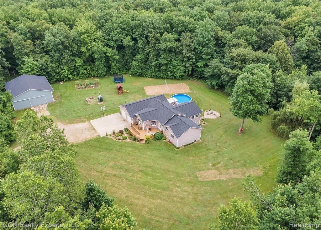 5856 PECK Road, Brown, MI 48416 — Photo 9