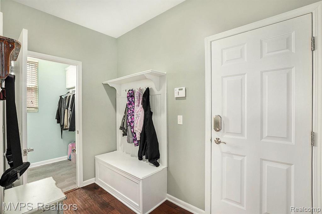 49218 CAMAROSA Lane, Macomb, MI 48044 — Photo 10
