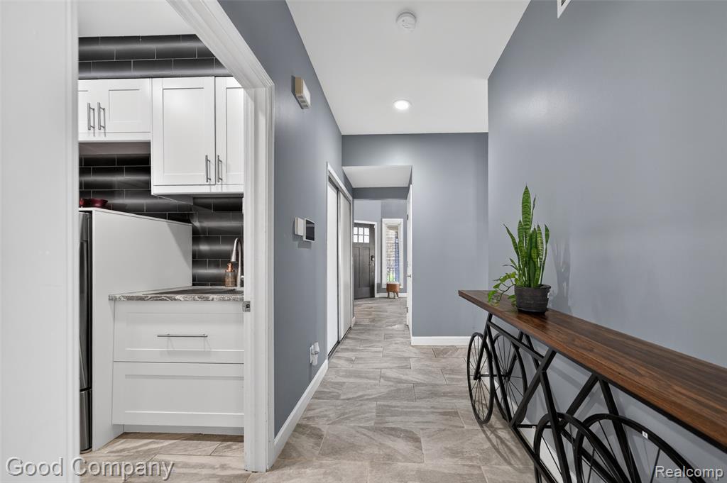 43169 Ashbury Drive, Novi, MI — Photo 23