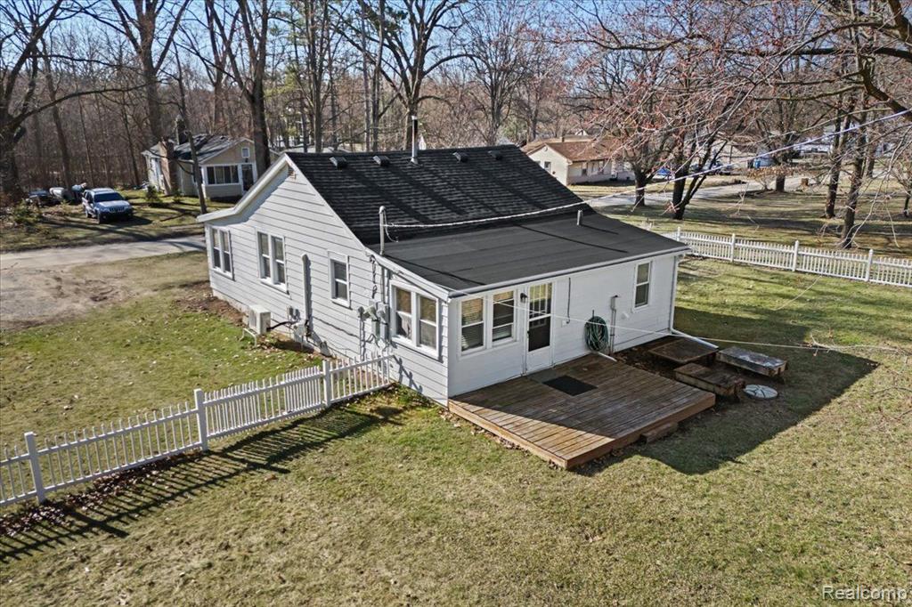 9637 PALMER Road, Whitmore Lake, MI 48189 — Photo 26