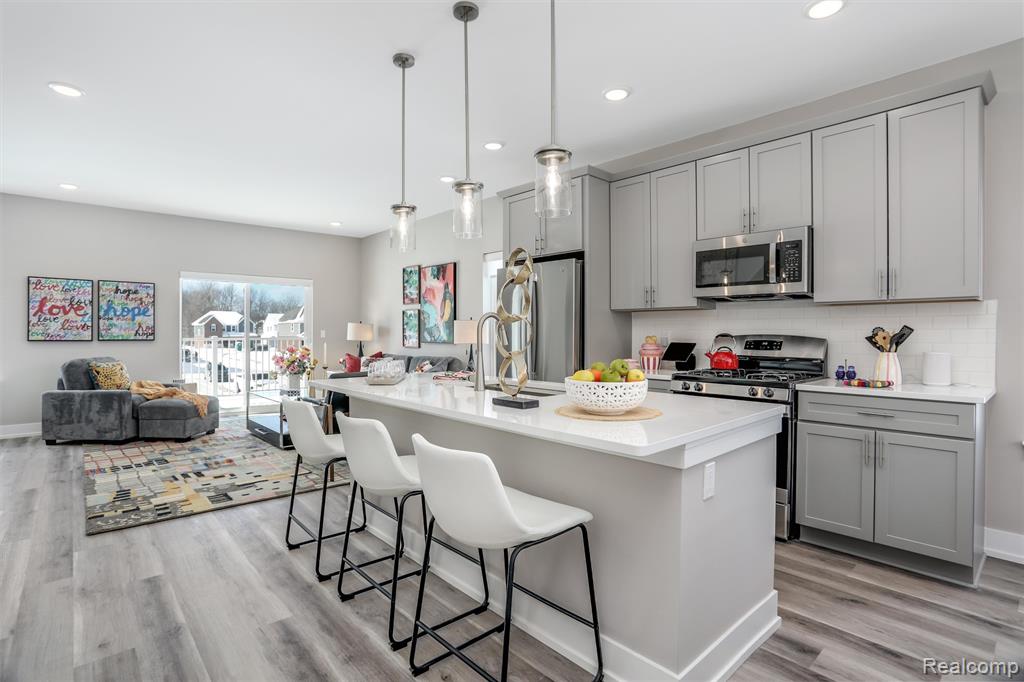 822 Huntley Lane, Troy, MI 48085 — Photo 14