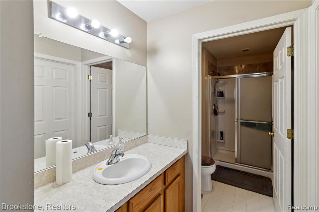 2639 BLUEWATER Street, Ypsilanti, MI 48198 — Photo 25