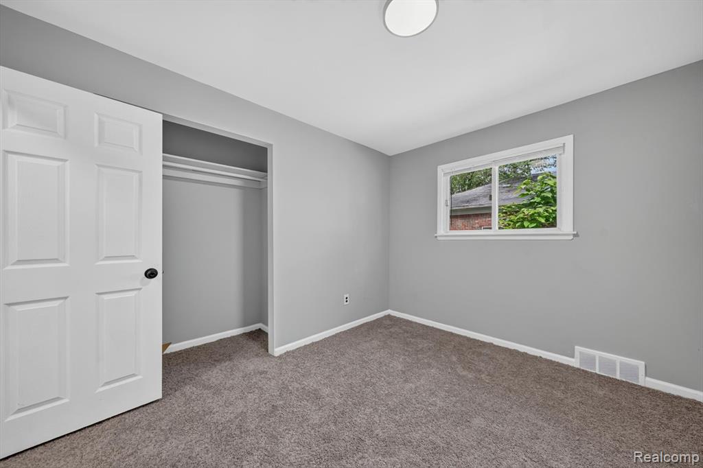 15024 Coram Street, Detroit, MI 48205 — Photo 13