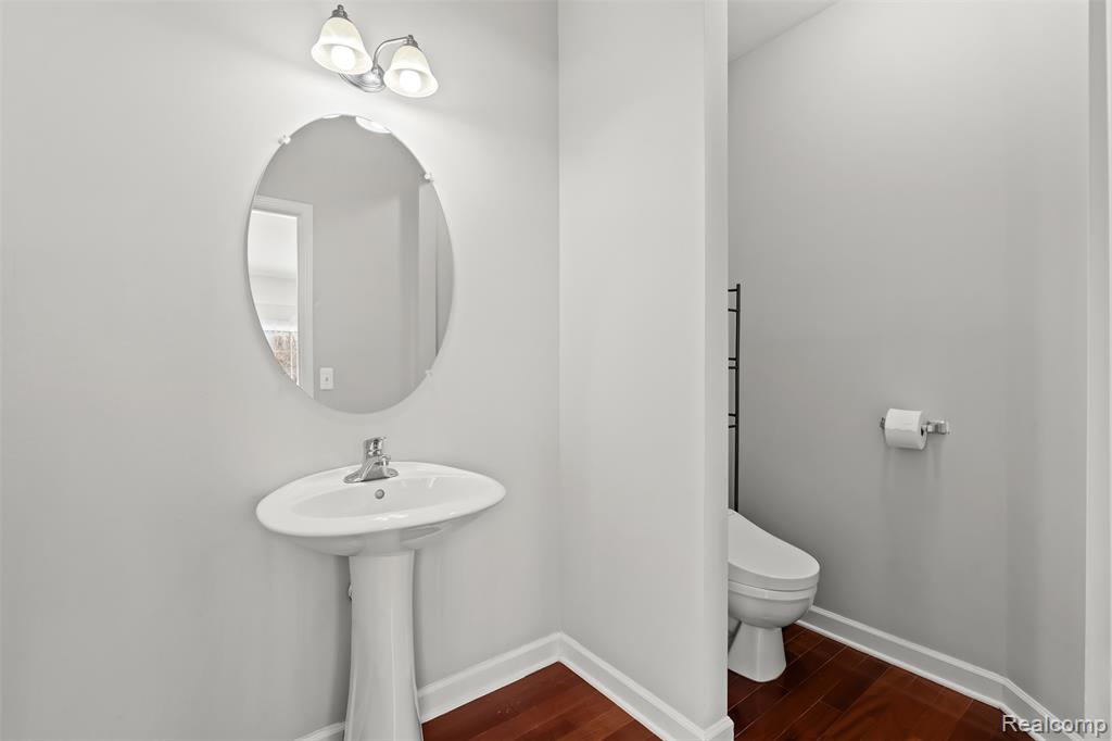 49681 S Glacier, Northville, MI 48168 — Photo 22