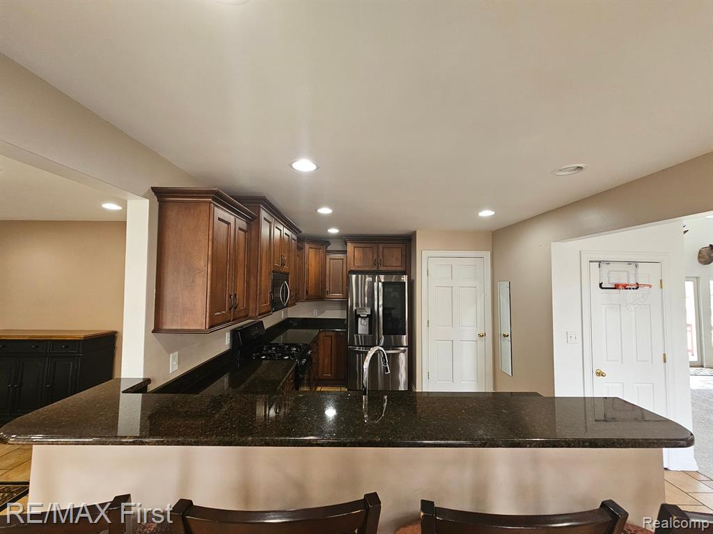 700 BYRAM LAKE Drive, Linden, MI 48451 — Photo 8