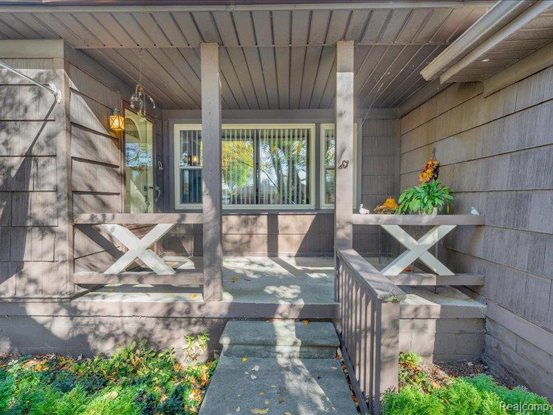 5093 Helene Avenue, Shelby Twp, MI 48316 — Photo 6
