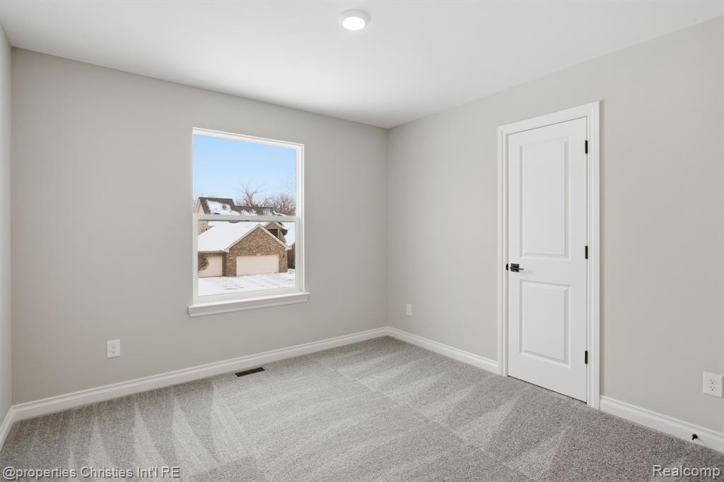23188 Waterview Drive, New Boston, MI 48164 — Photo 38