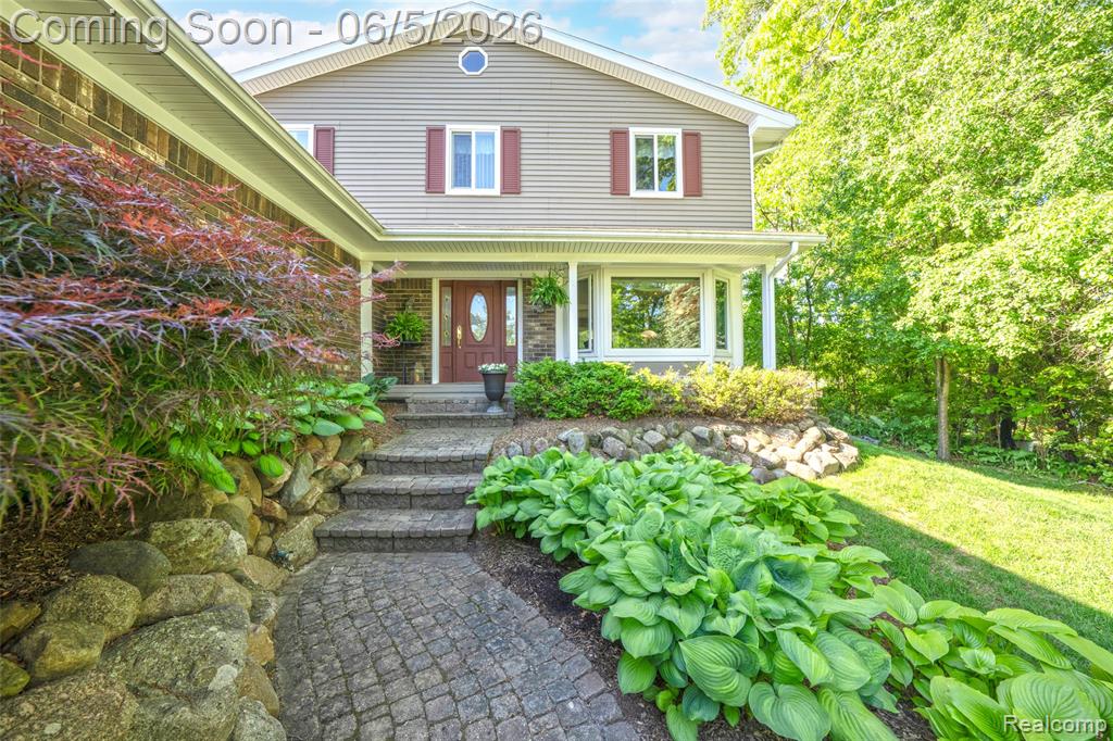 7841 Rampart Trail, Waterford, MI 48327 — Photo 2