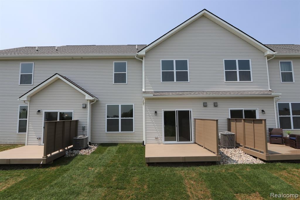 1402 SALT SPRINGS Drive, Saline, MI 48176 — Photo 20