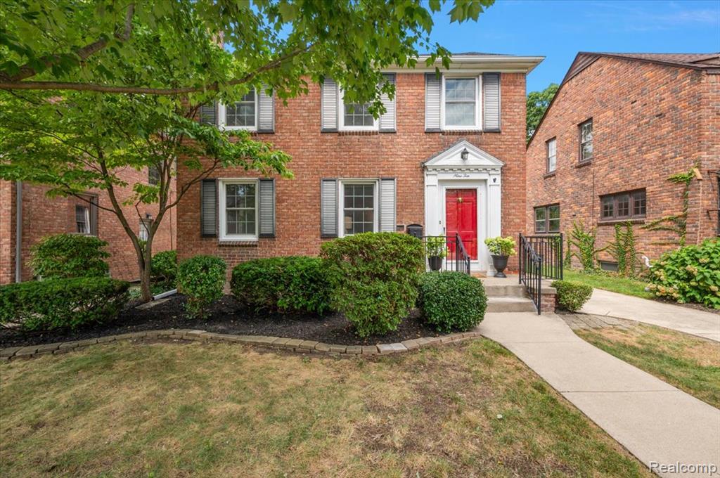 910 W Oakridge Street, Ferndale, MI 48220 — Photo 2