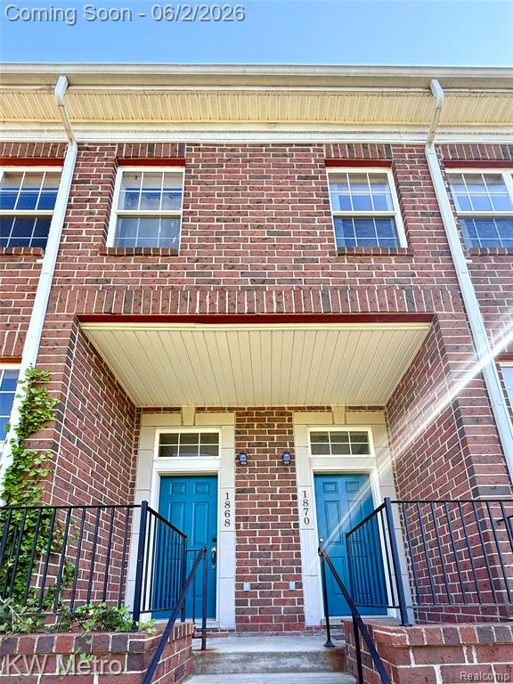 1870 Lindsay Lane - Photo 3