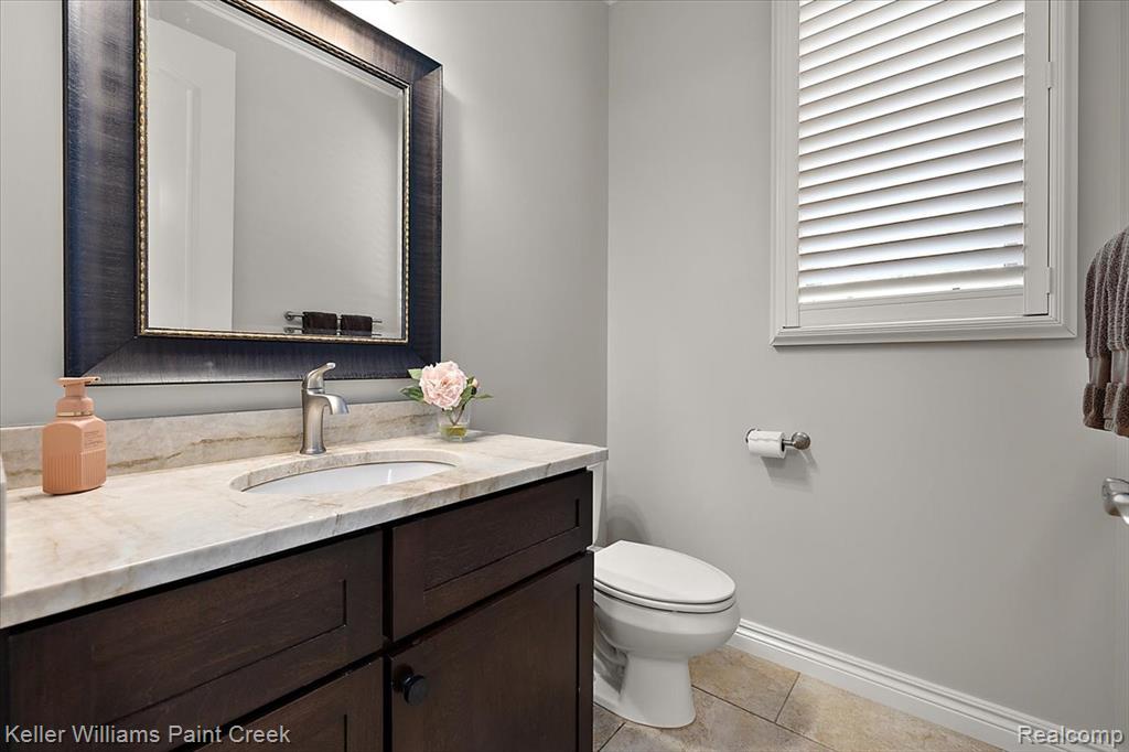 5343 Carlisle Court, Rochester, MI 48306 — Photo 17
