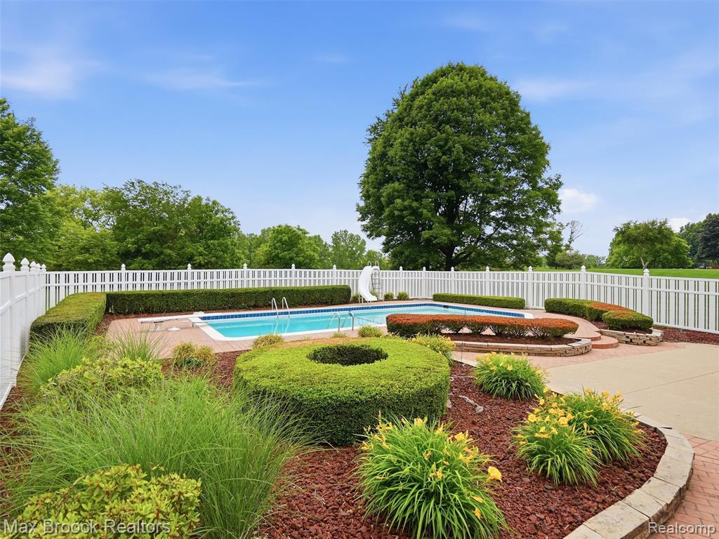 68163 Frampton Drive, Washington, MI 48095 — Photo 59
