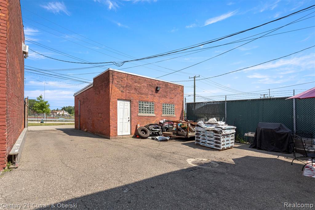 6632 W Fort Street, Detroit, MI 48209 — Photo 42