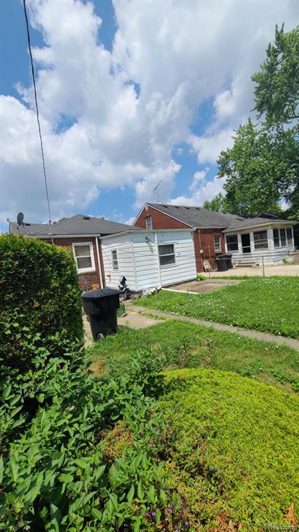 9700 Wayburn Street, Detroit, MI 48224 — Photo 4