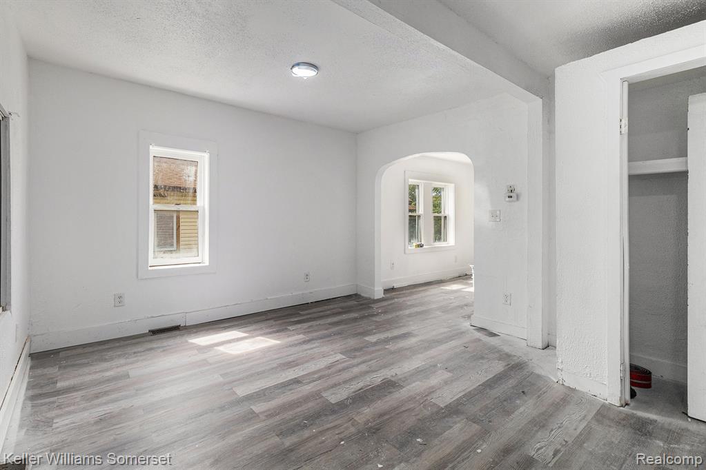 455 Irwin Avenue, Pontiac, MI 48341 — Photo 5