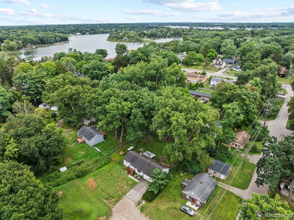 5481 Hanley, Waterford, MI 48327 — Photo 33