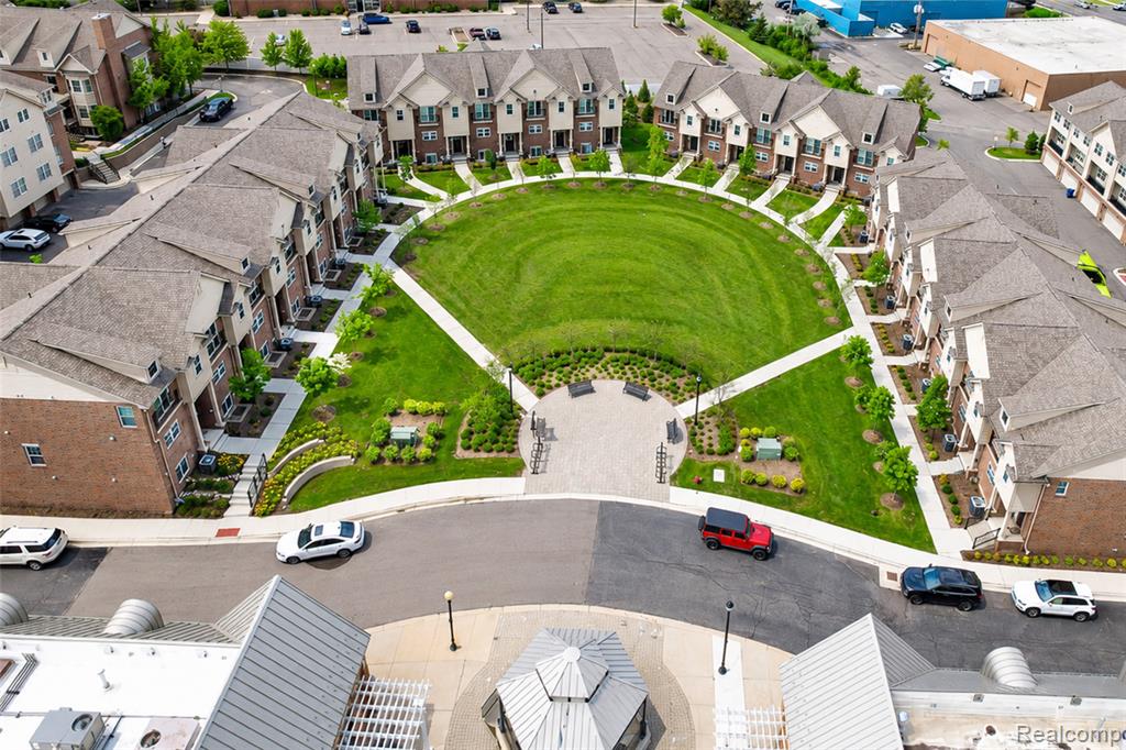 41626 Orianna Lane, Novi, MI — Photo 41