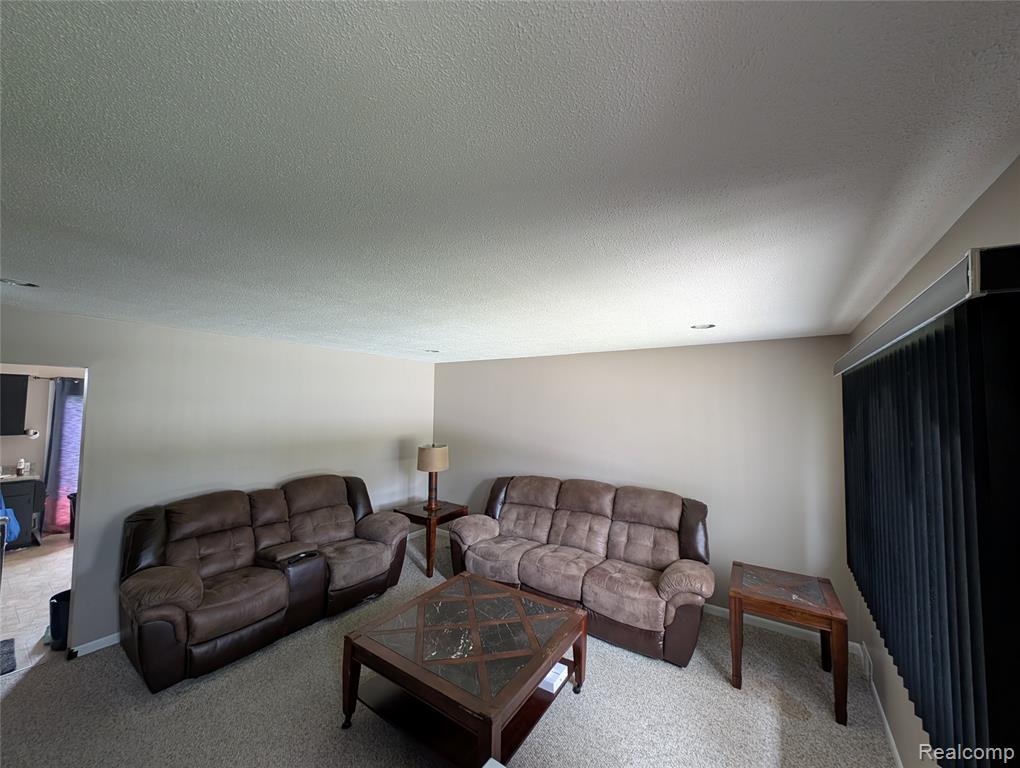 16318 Wellington Avenue, Roseville, MI 48066 — Photo 20