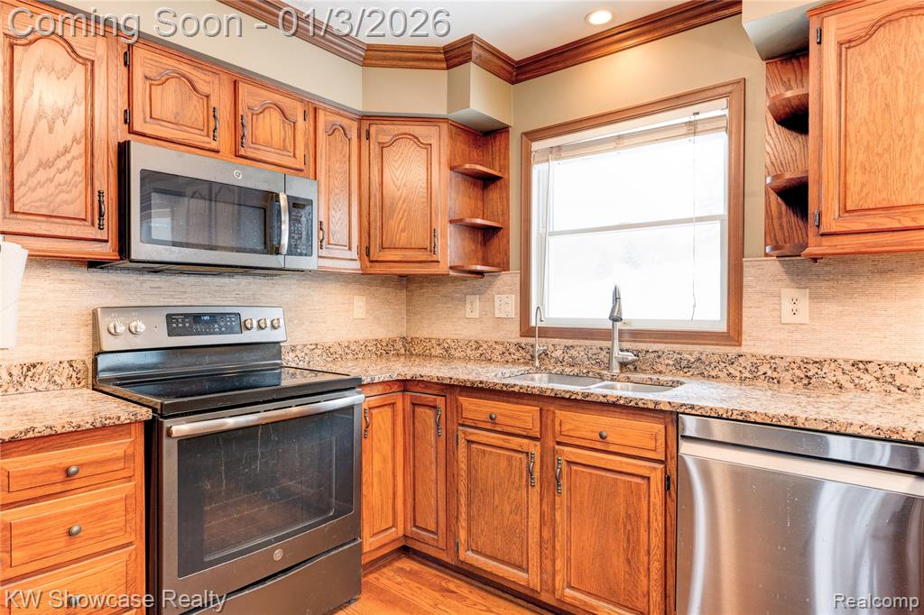 836 N Main Street, Milford, MI 48381 — Photo 5