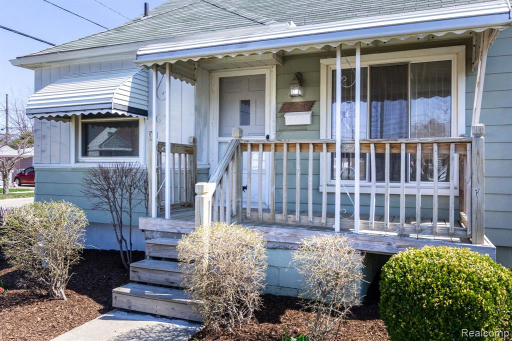4205 17th Street, Wyandotte, MI 48192 — Photo 3