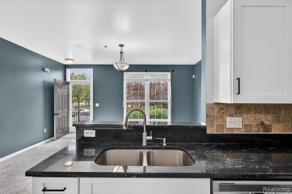 43027 Strand Drive, Sterling Heights, MI 48313 — Photo 15