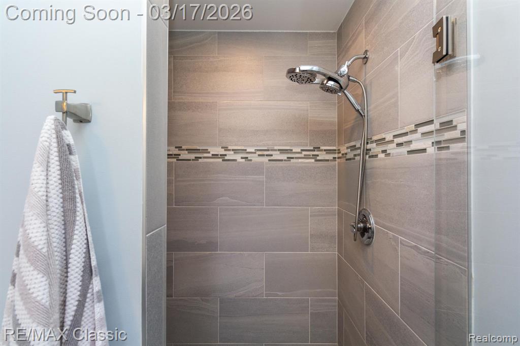 53871 Jewell Road, Shelby Twp, MI 48315 — Photo 35