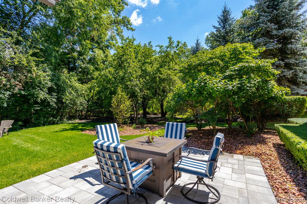 15260 MERION Court, Northville, MI 48168 — Photo 65