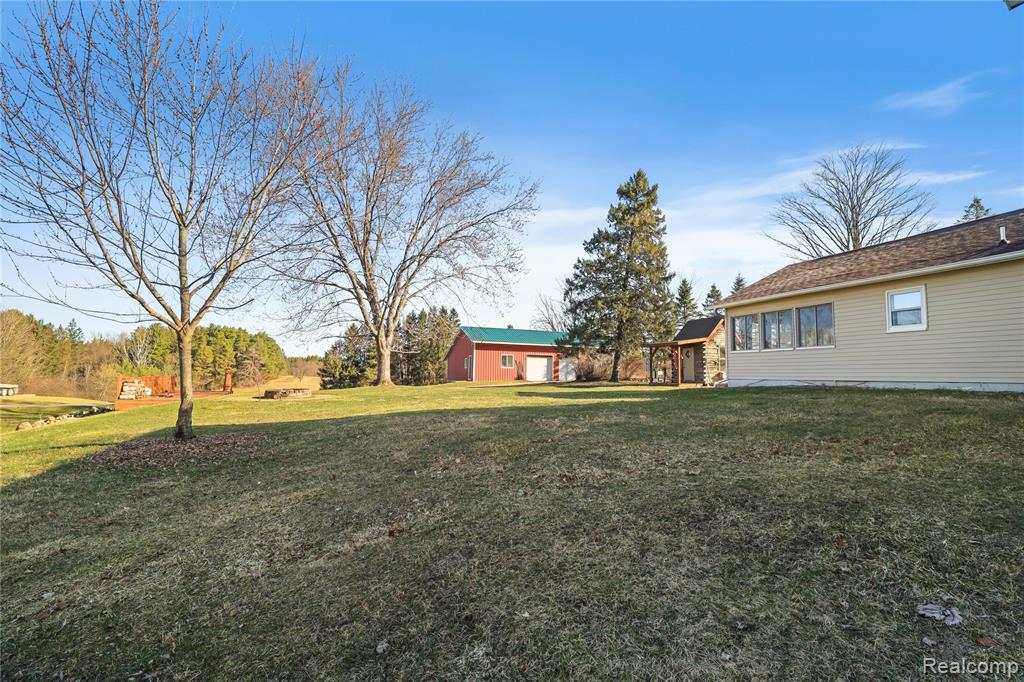 7163 Burpee Road, Grand Blanc, MI 48439 — Photo 39