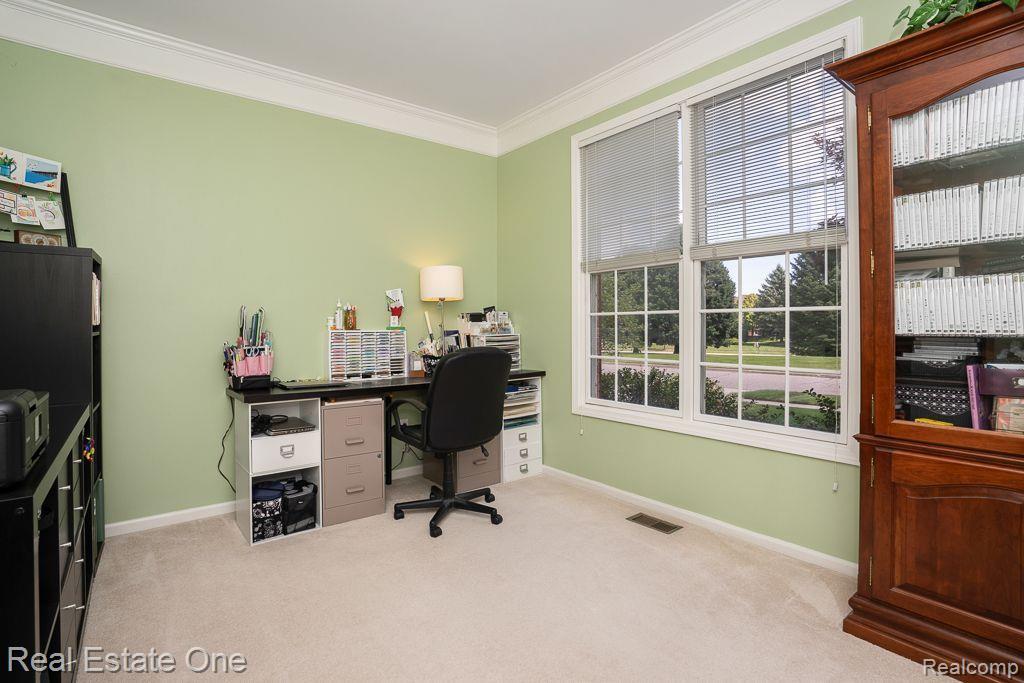961 HOLLOW CORNERS, Rochester, MI 48307 — Photo 18