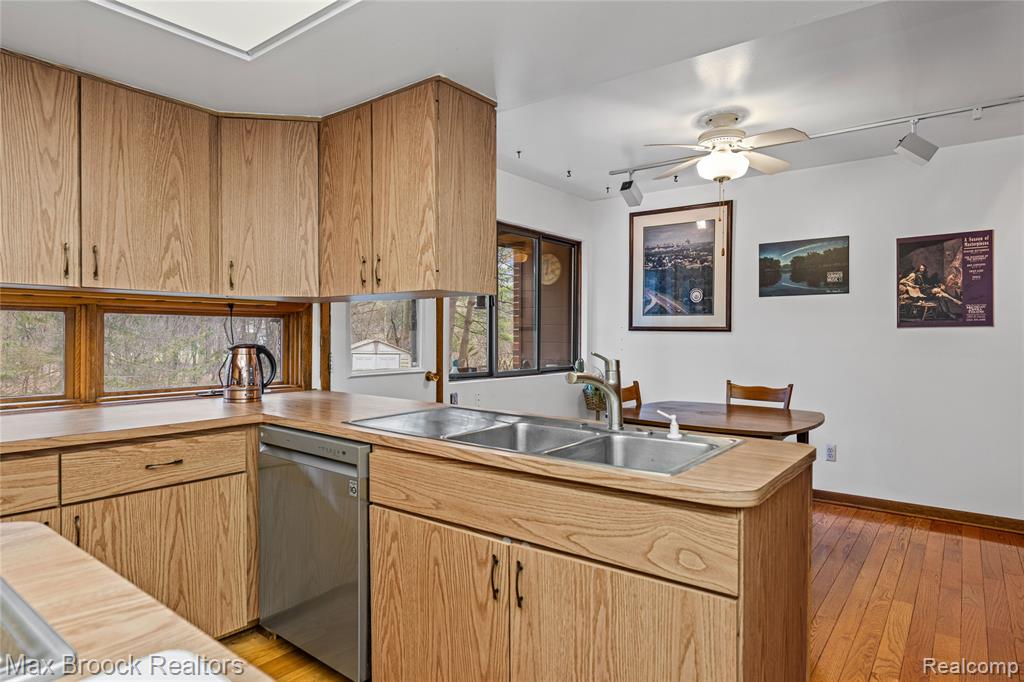 32674 Bingham Lane, Bingham Farms, MI 48025 — Photo 24
