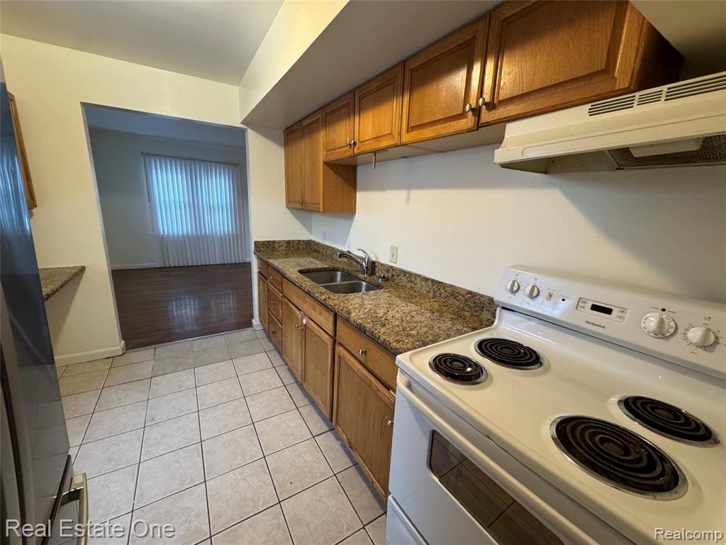 7535 Meadow Avenue, Warren, MI 48091 — Photo 6