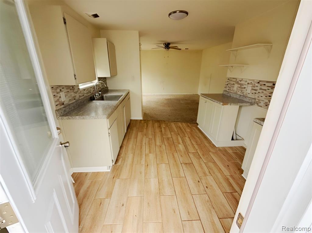 41 E Sheffield Avenue, Pontiac, MI 48340 — Photo 3