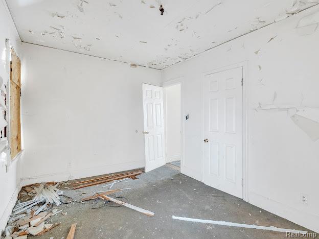 5282 Lakeview Street, Detroit, MI 48213 — Photo 3