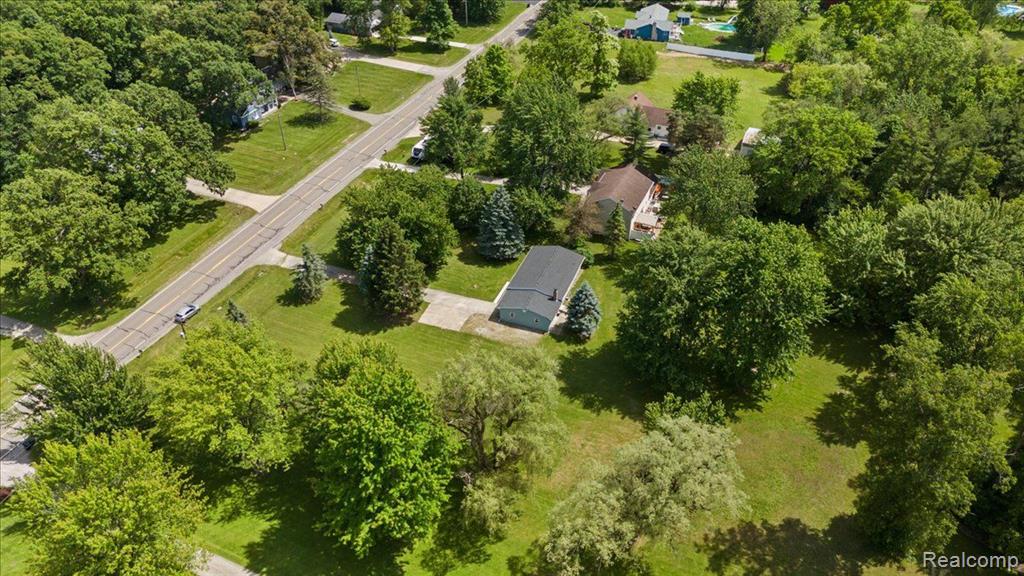 5116 WAKEFIELD Road, Grand Blanc, MI 48439 — Photo 46