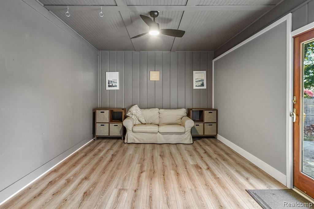 507 Dale Street, Flushing, MI 48433 — Photo 14