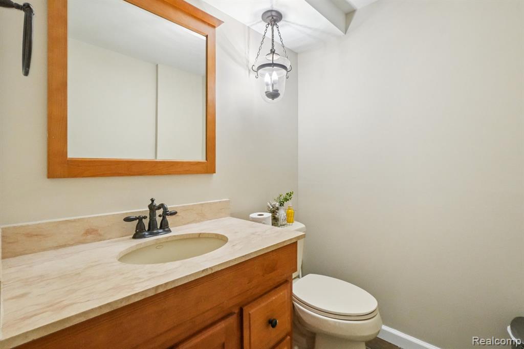 585 Timberline Drive, Rochester Hills, MI 48309 — Photo 13