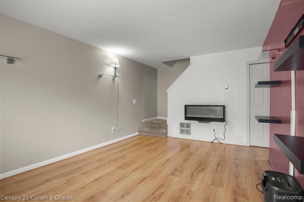 16201 TERRACE VILLAGE Drive, Taylor, MI 48180 — Photo 5