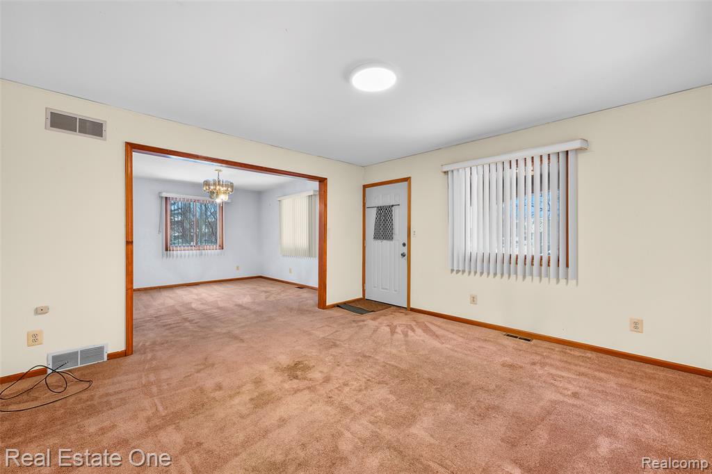 7000 Steadman Street, Dearborn, MI 48126 — Photo 17