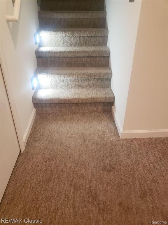 617 E 3RD Street, Royal Oak, MI 48067 — Photo 24