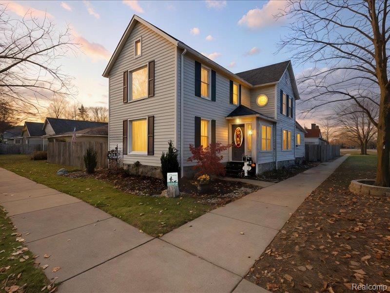 404 Pine Street, Wyandotte, MI 48192 — front exterior