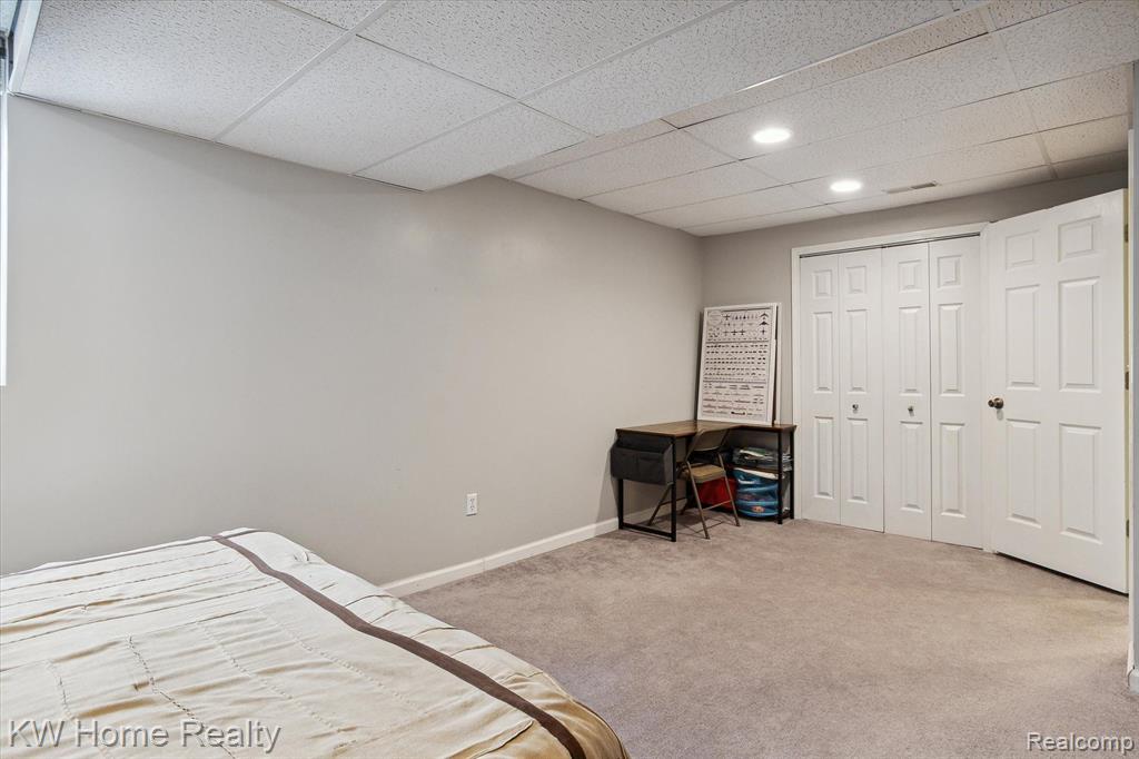 4672 NUTMEG Drive, Ypsilanti, MI 48197 — Photo 46