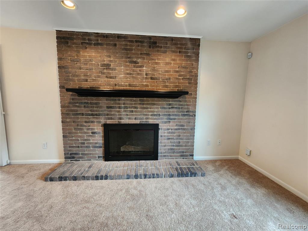 19400 W 11 Mile Road, Lathrup Village, MI 48076 — Photo 17