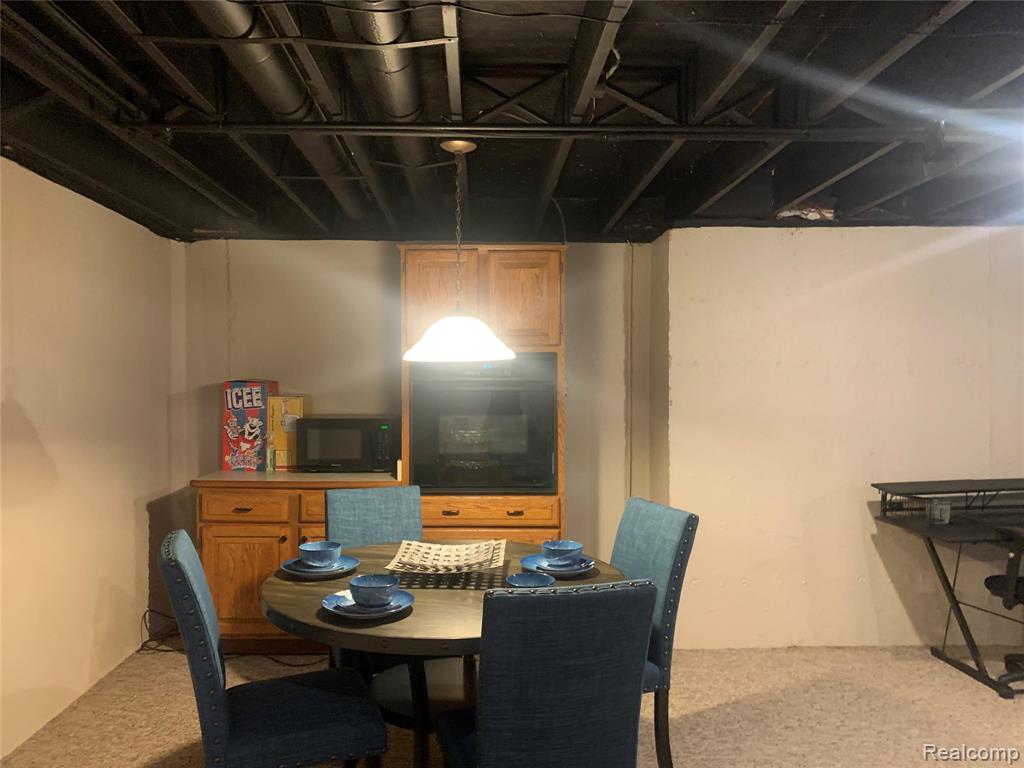 48711 Cross Creek Drive, Macomb, MI 48044 — Photo 20